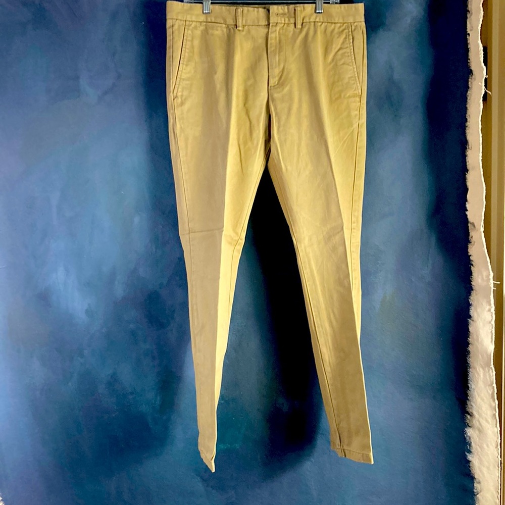 Old Navy slim fit khakis